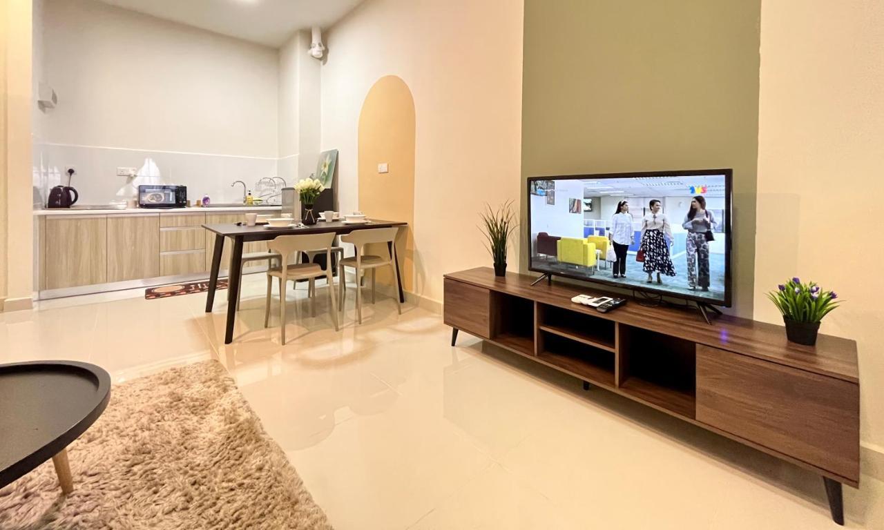 Core Soho Designer Suite @ Klia Sepang Buitenkant foto