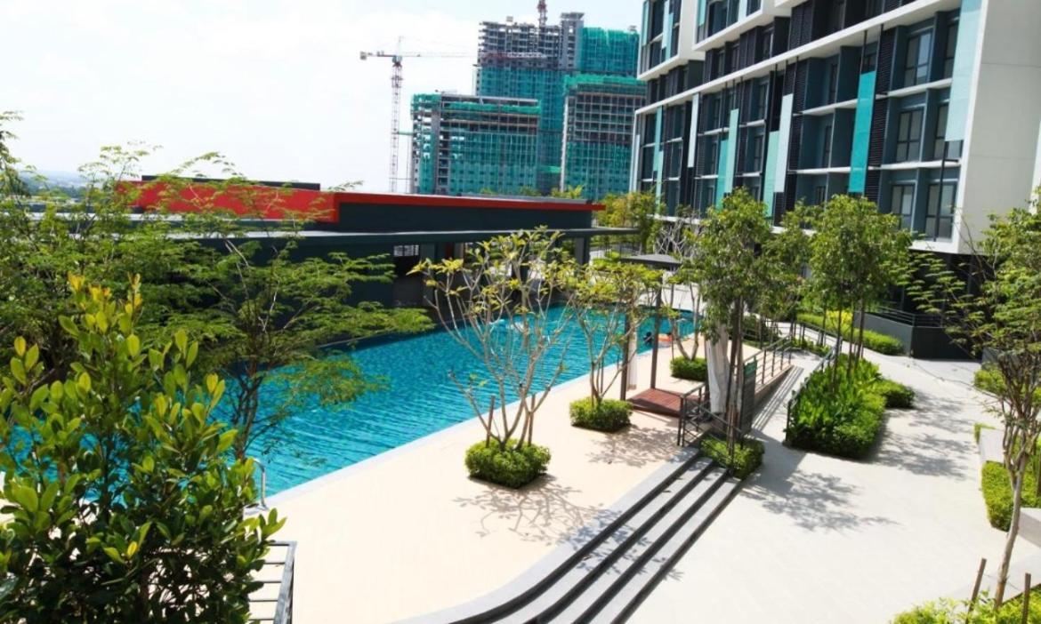 Core Soho Designer Suite @ Klia Sepang Buitenkant foto