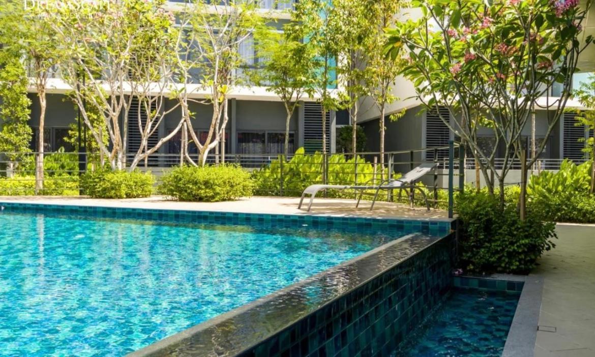 Core Soho Designer Suite @ Klia Sepang Buitenkant foto
